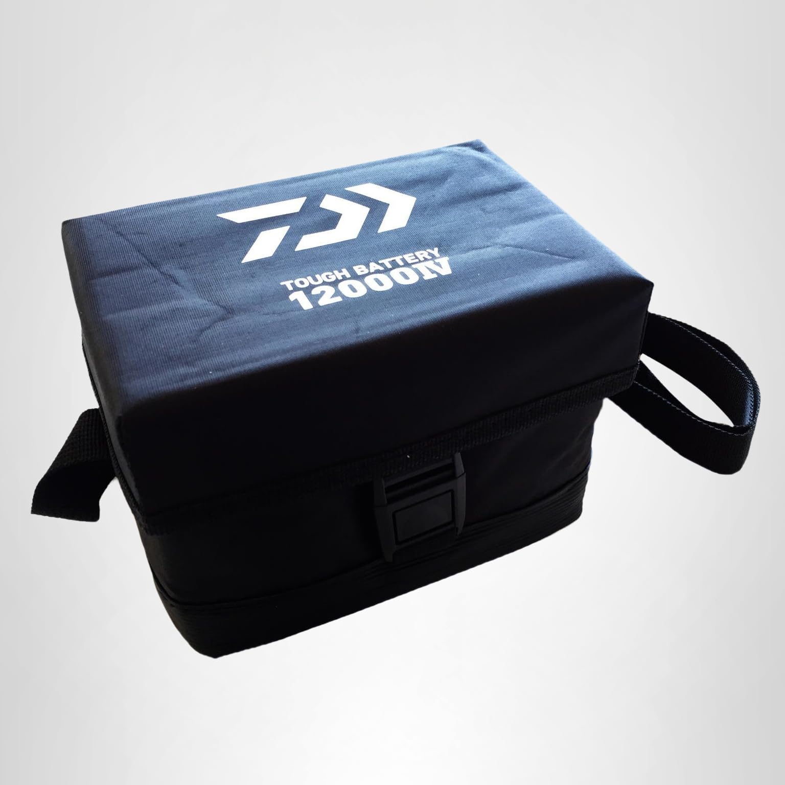 Amazon | ダイワ タフバッテリー 12000[4] | DAIWA | バッテリー・充電器